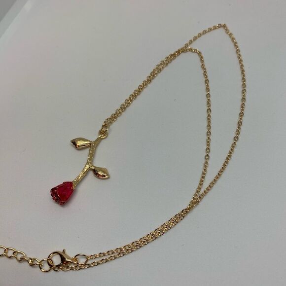 Beautiful Red Rose Pendant w/ Gold Stem& Chain (N2 - Picture 7 of 8